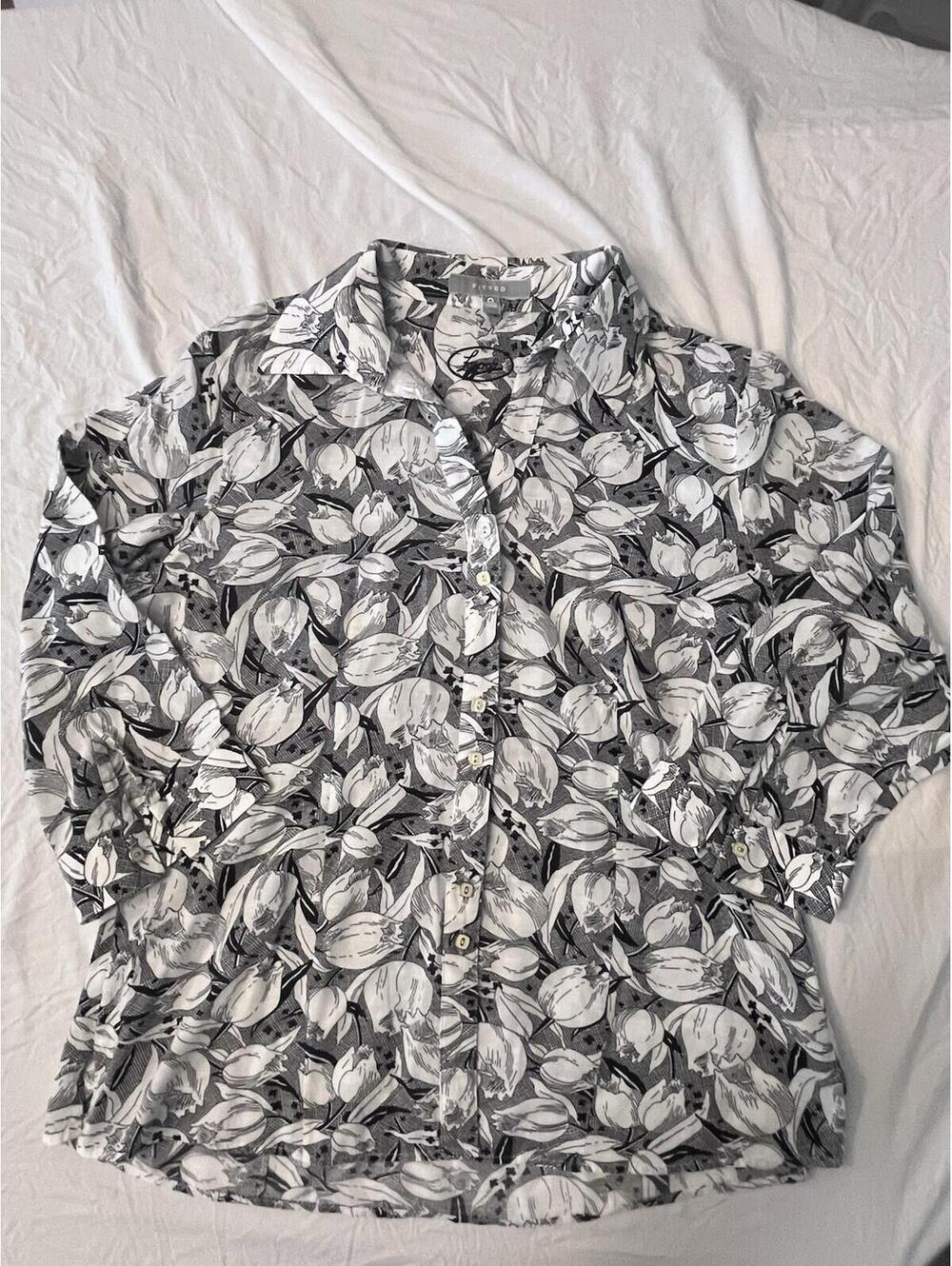 Foxcroft Women's Black & White Floral Button-Up Shirt, Size 10